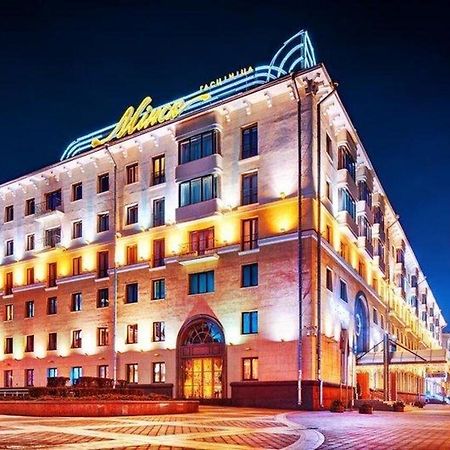 Minsk Hotel ภายนอก รูปภาพ