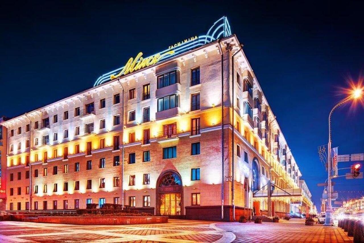 Minsk Hotel ภายนอก รูปภาพ