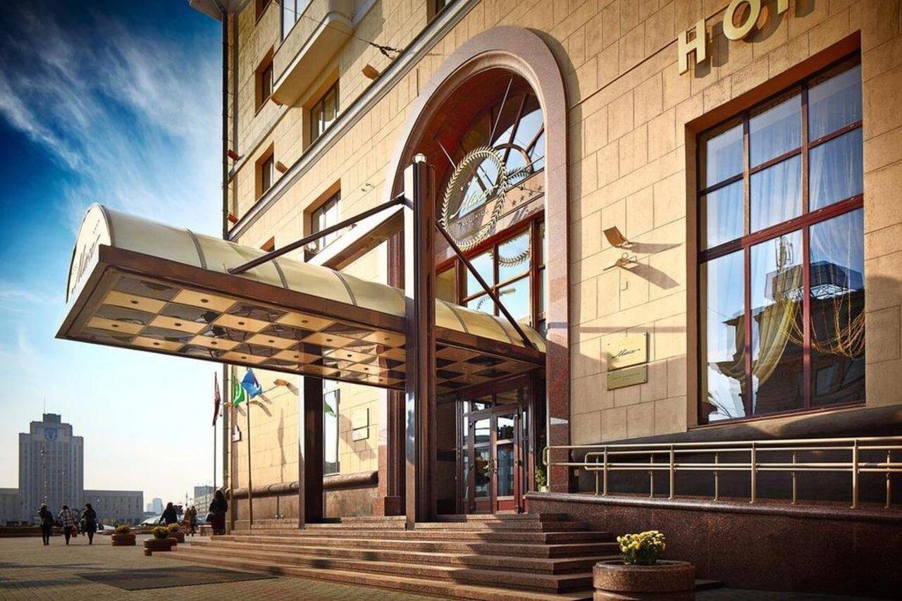 Minsk Hotel ภายนอก รูปภาพ